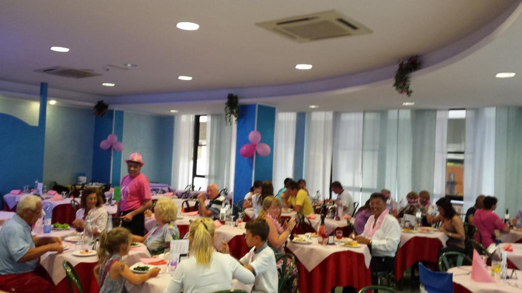 Hotel Susy Rivazzurra Di Rimini Esterno foto